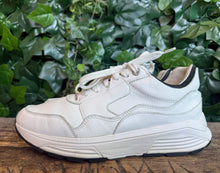 Afbeelding in Gallery-weergave laden, zo goed als nieuw sneakers van Xsensible maat 40 (wijdte GX)