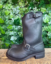 Afbeelding in Gallery-weergave laden, Nieuwe prachtige vintage biker boots van sendra maat 46