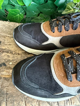 Afbeelding in Gallery-weergave laden, Bijna Nieuwe sneakers van Xsensible maat 43 (wijdte HX)