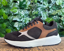 Afbeelding in Gallery-weergave laden, Bijna Nieuwe sneakers van Xsensible maat 43 (wijdte HX)