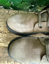 Afbeelding in Gallery-weergave laden, Nieuwe warme boots van Panama Jack maat 40