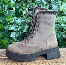 Afbeelding in Gallery-weergave laden, Nieuwe warme boots van Panama Jack maat 40