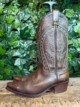 Afbeelding in Gallery-weergave laden, hele mooie laarzen van Sendra maat 39