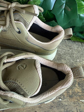 Afbeelding in Gallery-weergave laden, Nieuwe sneakers van Ecco maat 38