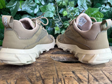 Afbeelding in Gallery-weergave laden, Nieuwe sneakers van Ecco maat 38