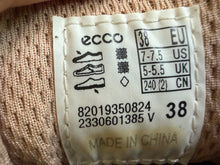 Afbeelding in Gallery-weergave laden, Nieuwe sneakers van Ecco maat 38