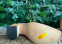 Afbeelding in Gallery-weergave laden, prachtige vintage flowerlaarzen van Sendra maat 38