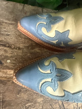 Afbeelding in Gallery-weergave laden, Bijna Nieuwe laarzen van Sendra maat 40