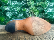 Afbeelding in Gallery-weergave laden, Bijna Nieuwe laarzen van Sendra maat 40
