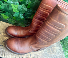 Afbeelding in Gallery-weergave laden, weinig gedragen mooie vintage biker boots van Sendra maat 45