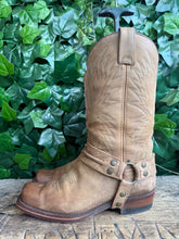 Afbeelding in Gallery-weergave laden, zo goed als nieuw prachtige biker boots van sendra maat 38