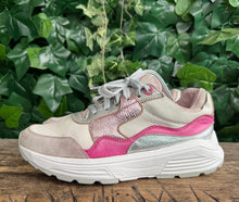 Afbeelding in Gallery-weergave laden, bijna Nieuwe sneakers van Xsensible maat 38 (wijdte GX)