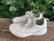 Afbeelding in Gallery-weergave laden, zo goed als nieuw sneakers van Xsensible maat 41 (wijdte HX)