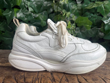 Afbeelding in Gallery-weergave laden, zo goed als nieuw sneakers van Xsensible maat 41 (wijdte HX)