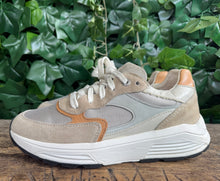 Afbeelding in Gallery-weergave laden, bijna Nieuwe sneakers van Xsensible maat 40 (wijdte G)