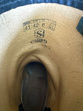 Afbeelding in Gallery-weergave laden, weinig gedragen mooie biker boots van Sendra maat 42