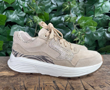 Afbeelding in Gallery-weergave laden, bijna Nieuwe sneakers van Xsensible maat 38 (wijdte GX)