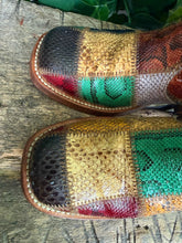 Afbeelding in Gallery-weergave laden, prachtige vintage retro blokhak laarsjes sendra maat 38