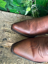 Afbeelding in Gallery-weergave laden, nieuwe geweldig mooie laarzen van Sendra maat 40