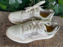 Afbeelding in Gallery-weergave laden, zo goed als nieuw sneakers van Xsensible maat 43 (wijdte GX)