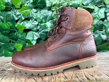 Afbeelding in Gallery-weergave laden, Bijna Nieuwe boots van Panama Jack maat 45