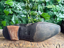 Afbeelding in Gallery-weergave laden, geweldig mooie veterschoen met python leer Sendra maat 45