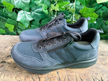 Afbeelding in Gallery-weergave laden, Nieuwe sneakers van Xsensible maat 46 (wijdte H)