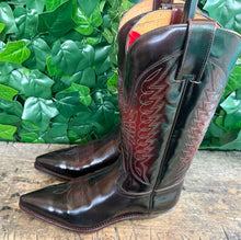 Afbeelding in Gallery-weergave laden, Hele mooie vintage leren laarzen van Sendra maat 40