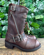 Afbeelding in Gallery-weergave laden, stoere mooie vintage biker boots van Sendra maat 38