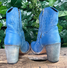 Afbeelding in Gallery-weergave laden, gewoon Nieuwe laarsjes van Sendra maat 37