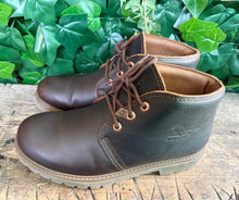 Afbeelding in Gallery-weergave laden, Nieuwe veterschoenen van Panama Jack maat 42