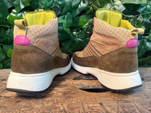 Afbeelding in Gallery-weergave laden, bijna Nieuwe hoge sneakers van Xsensible maat 39 (wijdte H)