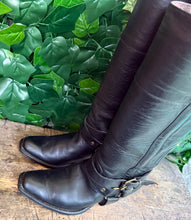 Afbeelding in Gallery-weergave laden, Bijna Nieuwe hoge laarzen van Sendra maat 38