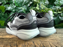 Afbeelding in Gallery-weergave laden, Nieuwe sneakers Xsensible maat 38 (wijdte H)
