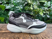 Afbeelding in Gallery-weergave laden, Nieuwe sneakers Xsensible maat 38 (wijdte H)