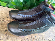 Afbeelding in Gallery-weergave laden, prachtige aparte hoge sneakers Xsensible maat 41(wijdte G)