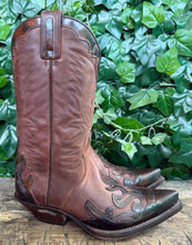 Afbeelding in Gallery-weergave laden, Nieuwe mooie laarzen van Sendra maat 41