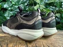 Afbeelding in Gallery-weergave laden, bijna Nieuwe sneakers van Xsensible maat 40 (wijdte HX)