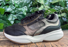 Afbeelding in Gallery-weergave laden, bijna Nieuwe sneakers van Xsensible maat 40 (wijdte HX)