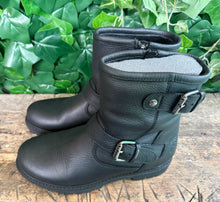 Afbeelding in Gallery-weergave laden, Nieuwe gevoerde boots van Panama Jack maat 37