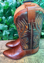 Afbeelding in Gallery-weergave laden, Prachtige aparte vintage leren laarzen van Sendra , maat 41