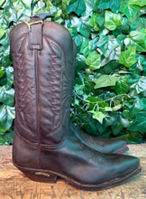 Afbeelding in Gallery-weergave laden, Nieuwe mooie leren laarzen van Sendra maat 42