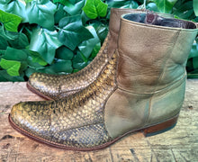 Afbeelding in Gallery-weergave laden, prachtige laarzen met python leer van Sendra maat 41