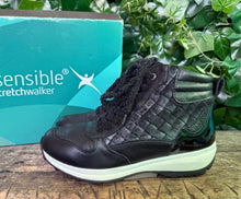 Afbeelding in Gallery-weergave laden, bijna Nieuwe hoge sneakers Xsensible maat 40 (wijdte GX)