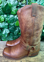Afbeelding in Gallery-weergave laden, Bijna Nieuwe stoere biker boots van Sendra maat 38