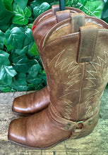 Afbeelding in Gallery-weergave laden, Bijna Nieuwe stoere biker boots van Sendra maat 38