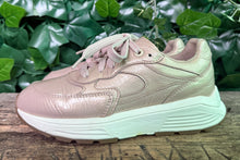 Afbeelding in Gallery-weergave laden, bijna Nieuwe sneakers van Xsensible maat 37 (wijdte G)