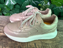 Afbeelding in Gallery-weergave laden, bijna Nieuwe sneakers van Xsensible maat 37 (wijdte G)