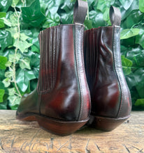 Afbeelding in Gallery-weergave laden, prachtige vintage boots van Sendra maat 42