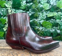 Afbeelding in Gallery-weergave laden, prachtige vintage boots van Sendra maat 42